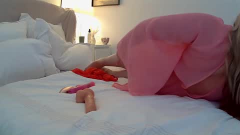 Snapshot of scarlettsteelexox chatting on January 2025 10:00:02 AM Scarlettexo online show from January 2025 10:00:02 AM