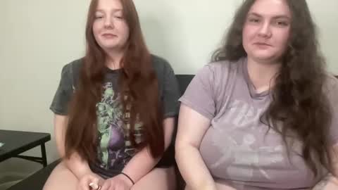 Snapshot of scarletttsinner chatting on October 2025 02:31:02 AM scarletttsinner online show from October 2025 02:31:02 AM