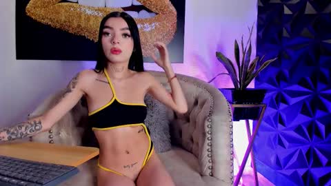 Snapshot of scarlettvelvett chatting on October 2025 01:31:02 PM Scarlet online show from October 2025 01:31:02 PM