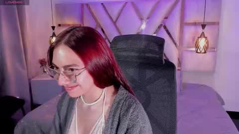 Snapshot of scarlettvg chatting on December 2025 05:02:02 AM scarlett online show from December 2025 05:02:02 AM