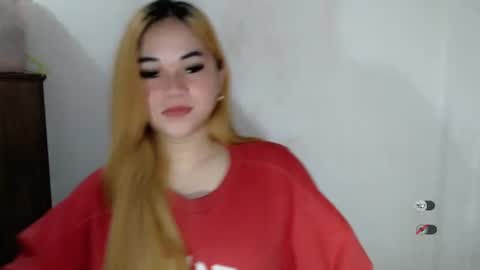 Snapshot of scarletvamp chatting on October 2025 11:35:01 PM scarletvamp online show from October 2025 11:35:01 PM