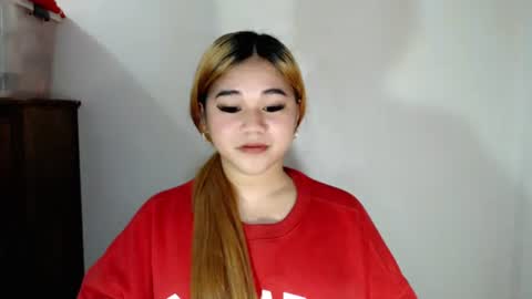 Snapshot of scarletvamp chatting on October 2025 01:03:01 AM scarletvamp online show from October 2025 01:03:01 AM