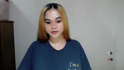 Snapshot of scarletvamp chatting on October 2025 11:15:01 PM scarletvamp online show from October 2025 11:15:01 PM