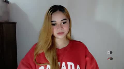 Snapshot of scarletvamp chatting on October 2025 12:33:02 AM scarletvamp online show from October 2025 12:33:02 AM