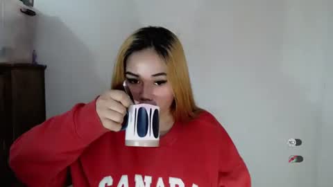 Snapshot of scarletvamp chatting on October 2025 12:46:02 AM scarletvamp online show from October 2025 12:46:02 AM