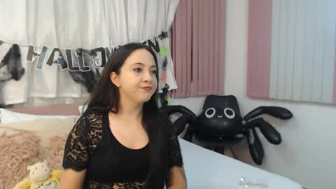 Snapshot of sccarlettjonnes chatting on November 2025 11:56:01 AM SCARLET online show from November 2025 11:56:01 AM