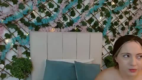 Snapshot of sccarlettjonnes chatting on November 2025 10:30:01 AM SCARLET online show from November 2025 10:30:01 AM