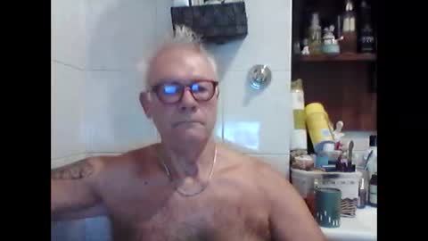 Snapshot of schizzodoro chatting on September 2025 04:39:02 AM schizzodoro online show from September 2025 04:39:02 AM