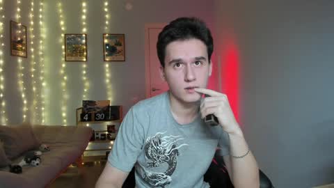 Thomas brunette and Alex blond online show from December 2024 02:16:01 PM