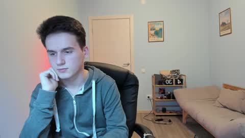 Thomas brunette and Alex blond online show from February 2025 03:27:02 PM