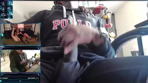 Snapshot of scoobysnow chatting on November 2025 12:48:02 PM Scooby snow online show from November 2025 12:48:02 PM