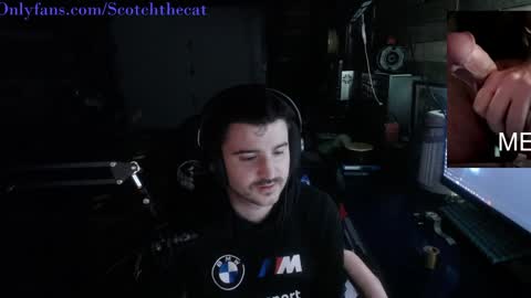 Snapshot of scotchthecat chatting on December 2024 11:25:01 PM Sup online show from December 2024 11:25:01 PM