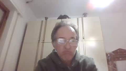 Snapshot of scotchwhieskie chatting on October 2025 07:11:02 PM scotchwhieskie online show from October 2025 07:11:02 PM