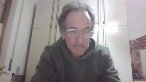 Snapshot of scotchwhieskie chatting on October 2025 06:19:02 PM scotchwhieskie online show from October 2025 06:19:02 PM