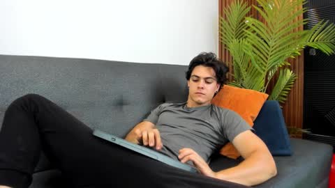 scott_delta online show from February 2025 01:14:02 AM
