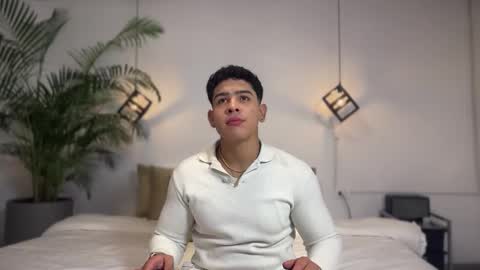 Snapshot of scott_flintt chatting on September 2025 03:20:01 AM Andrew Flintt online show from September 2025 03:20:01 AM