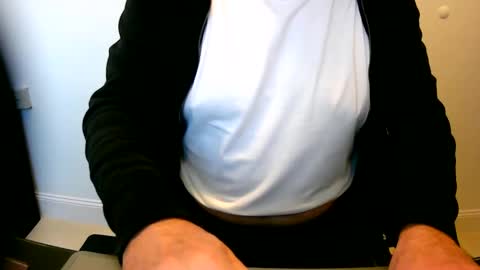 Snapshot of scotti30 chatting on December 2024 09:21:02 AM Scott online show from December 2024 09:21:02 AM