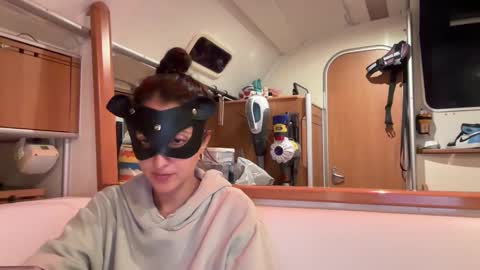 Monk and Mia Ft. SheGemini online show from September 2025 07:50:02 PM