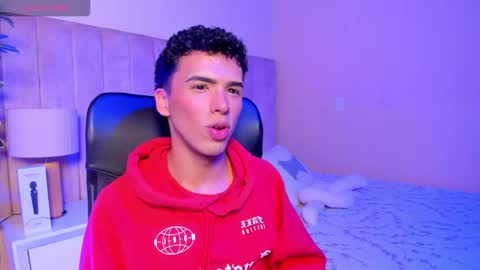 Snapshot of seab_trooy chatting on November 2025 05:27:02 AM SEAN online show from November 2025 05:27:02 AM