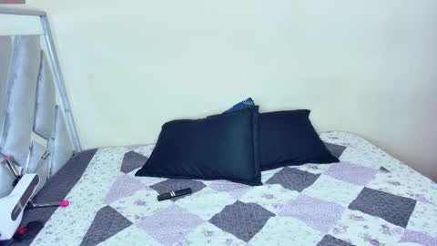 Sean-pierre online show from November 2025 02:33:01 AM