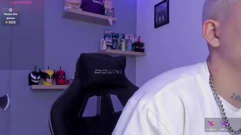 Sebastin online show from January 2025 11:37:02 PM