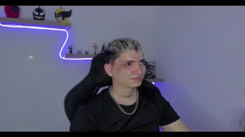 Sebastin online show from November 2025 05:07:01 AM