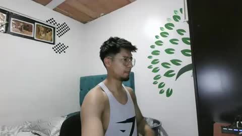 SEBASTIAN online show from November 2025 10:08:02 PM