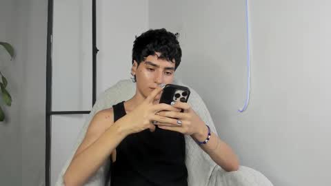 Snapshot of sebas_rosse chatting on September 2025 12:15:01 AM sebastian online show from September 2025 12:15:01 AM