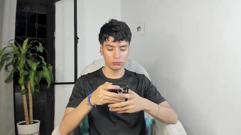 Snapshot of sebas_rosse chatting on October 2025 10:56:02 PM sebastian online show from October 2025 10:56:02 PM