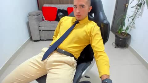 Snapshot of sebastian_oconnor77 chatting on January 2025 04:14:02 PM juan sebastian online show from January 2025 04:14:02 PM