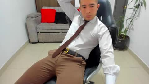 Snapshot of sebastian_oconnor77 chatting on January 2025 06:51:01 PM juan sebastian online show from January 2025 06:51:01 PM