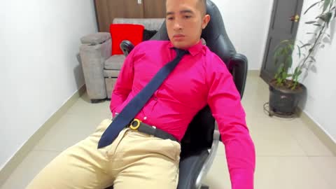 Snapshot of sebastian_oconnor77 chatting on January 2025 03:00:02 PM juan sebastian online show from January 2025 03:00:02 PM