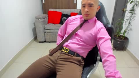 Snapshot of sebastian_oconnor77 chatting on January 2025 12:07:02 PM juan sebastian online show from January 2025 12:07:02 PM