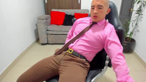 Snapshot of sebastian_oconnor77 chatting on January 2025 03:10:01 PM juan sebastian online show from January 2025 03:10:01 PM