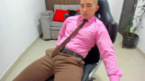 Snapshot of sebastian_oconnor77 chatting on January 2025 03:41:01 PM juan sebastian online show from January 2025 03:41:01 PM