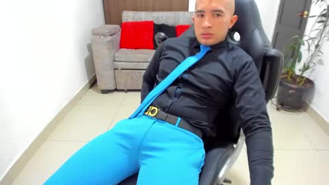 Snapshot of sebastian_oconnor77 chatting on January 2025 06:17:02 PM juan sebastian online show from January 2025 06:17:02 PM