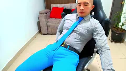 Snapshot of sebastian_oconnor77 chatting on February 2025 06:31:02 PM juan sebastian online show from February 2025 06:31:02 PM