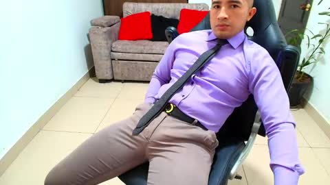 Snapshot of sebastian_oconnor77 chatting on February 2025 06:26:01 PM juan sebastian online show from February 2025 06:26:01 PM