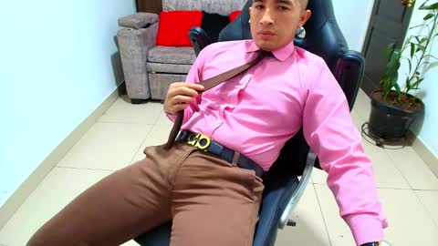 Snapshot of sebastian_oconnor77 chatting on February 2025 06:24:01 PM juan sebastian online show from February 2025 06:24:01 PM