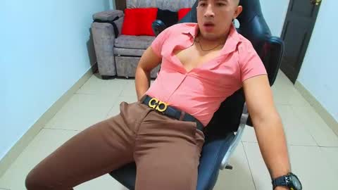 Snapshot of sebastian_oconnor77 chatting on February 2025 02:16:02 PM juan sebastian online show from February 2025 02:16:02 PM