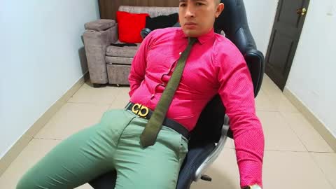 Snapshot of sebastian_oconnor77 chatting on February 2025 12:32:02 PM juan sebastian online show from February 2025 12:32:02 PM