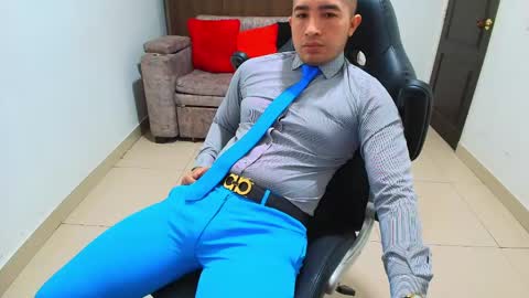 Snapshot of sebastian_oconnor77 chatting on February 2025 01:10:02 PM juan sebastian online show from February 2025 01:10:02 PM