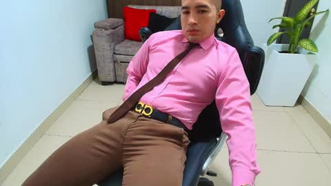 Snapshot of sebastian_oconnor77 chatting on February 2025 12:55:02 PM juan sebastian online show from February 2025 12:55:02 PM