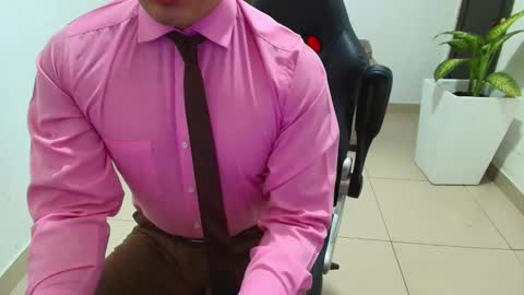 Snapshot of sebastian_oconnor77 chatting on February 2025 06:52:01 PM juan sebastian online show from February 2025 06:52:01 PM