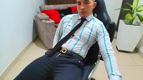 Snapshot of sebastian_oconnor77 chatting on March 2025 07:23:01 PM juan sebastian online show from March 2025 07:23:01 PM