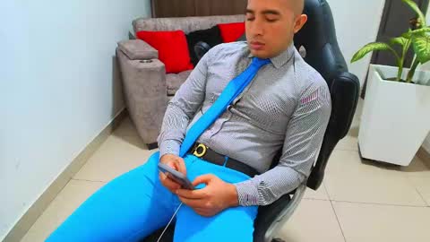 Snapshot of sebastian_oconnor77 chatting on March 2025 03:18:02 PM juan sebastian online show from March 2025 03:18:02 PM