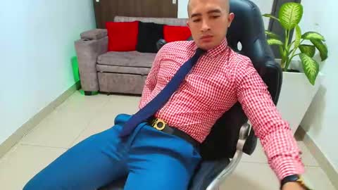 Snapshot of sebastian_oconnor77 chatting on March 2025 06:30:01 PM juan sebastian online show from March 2025 06:30:01 PM