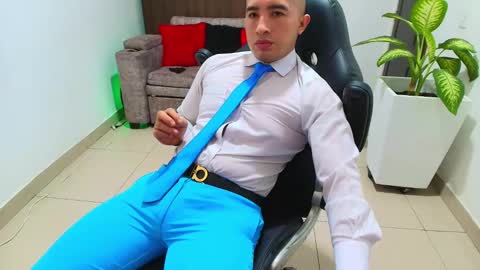 Snapshot of sebastian_oconnor77 chatting on March 2025 06:11:01 PM juan sebastian online show from March 2025 06:11:01 PM