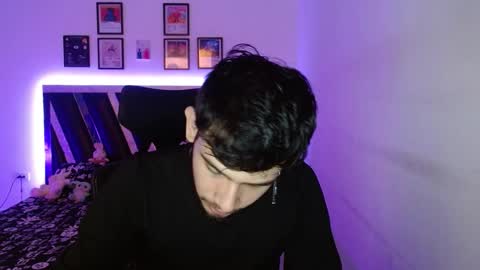 Snapshot of sebasxxl12 chatting on October 2025 01:47:01 AM Sebas online show from October 2025 01:47:01 AM