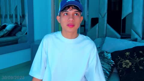 Snapshot of sebax_00 chatting on October 2025 08:04:01 PM Sebastian online show from October 2025 08:04:01 PM